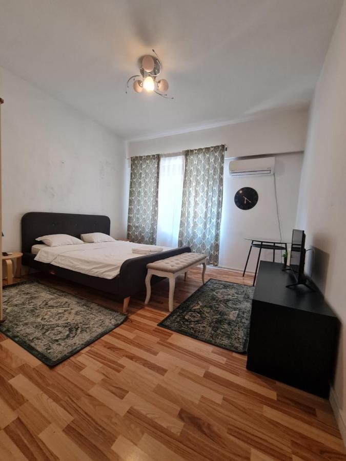 Color Apartments Nicolae Tonitza St Bukarest Eksteriør billede